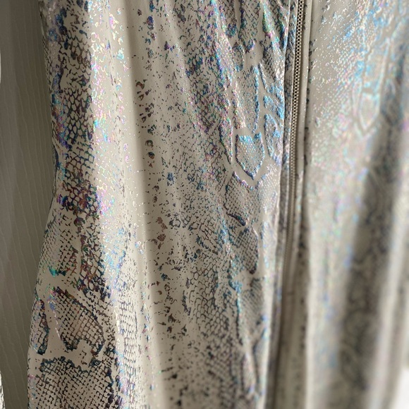 Iridescent snake print mini dress - Picture 6 of 6